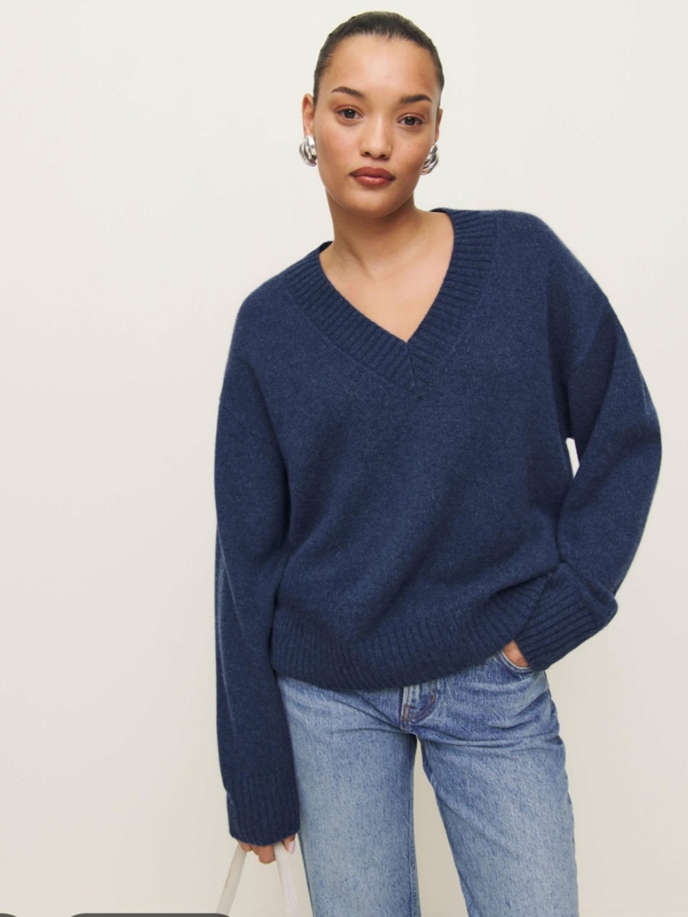 Reformation Jadey Cashmere V-Neck Sweater in Navy Blue Danube